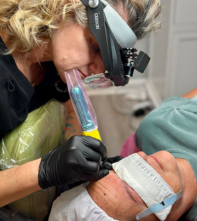 Hands-on permanent makeup training in Huntsville Alabama